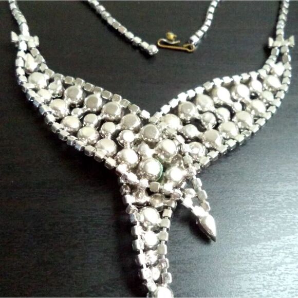 VINTAGE ESTATE MCM HIGH END RHINESTONE RUNWAY 15 5/8" NECKLACE - Picture 3 of 3
